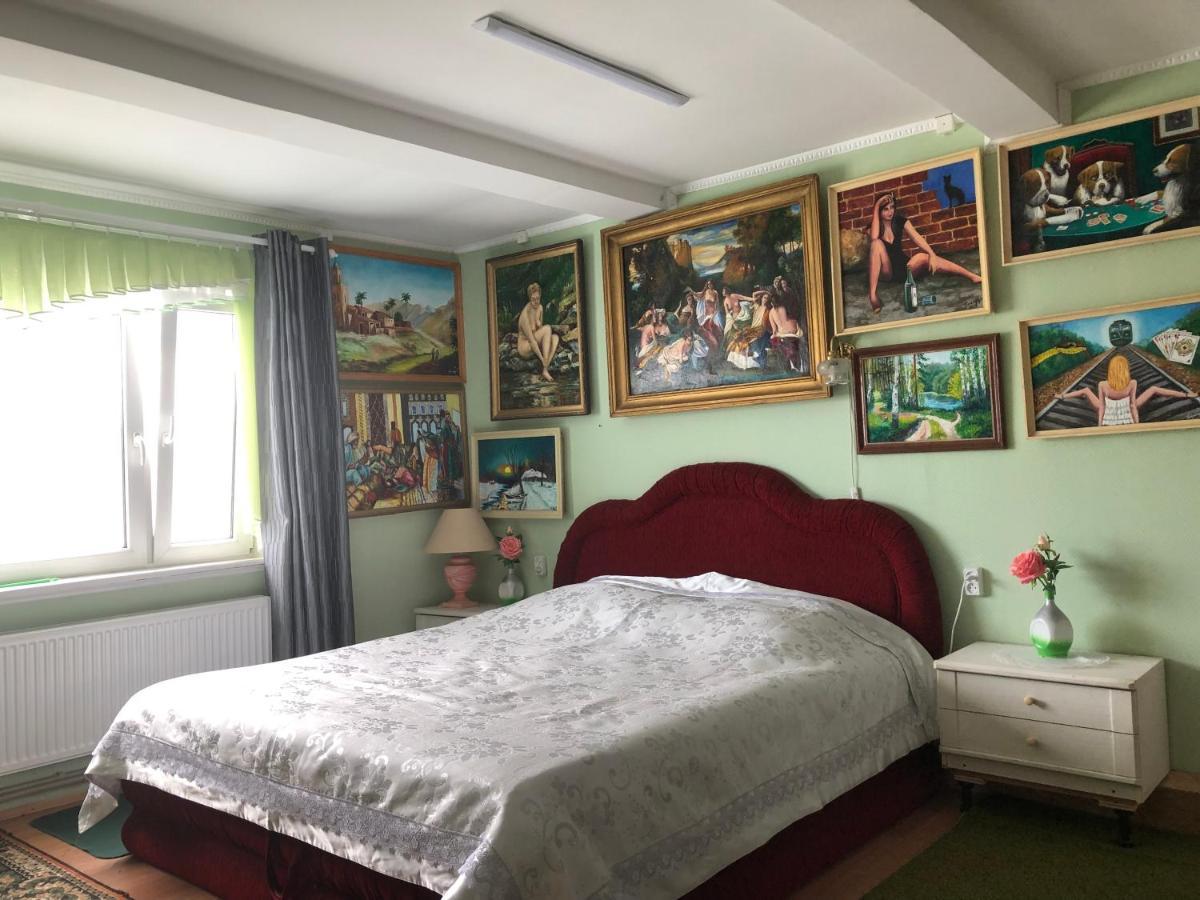 Piekalne Hotel Kalniesi Luaran gambar