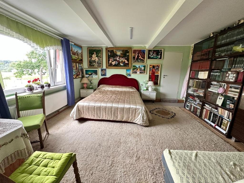 Piekalne Hotel Kalniesi Luaran gambar