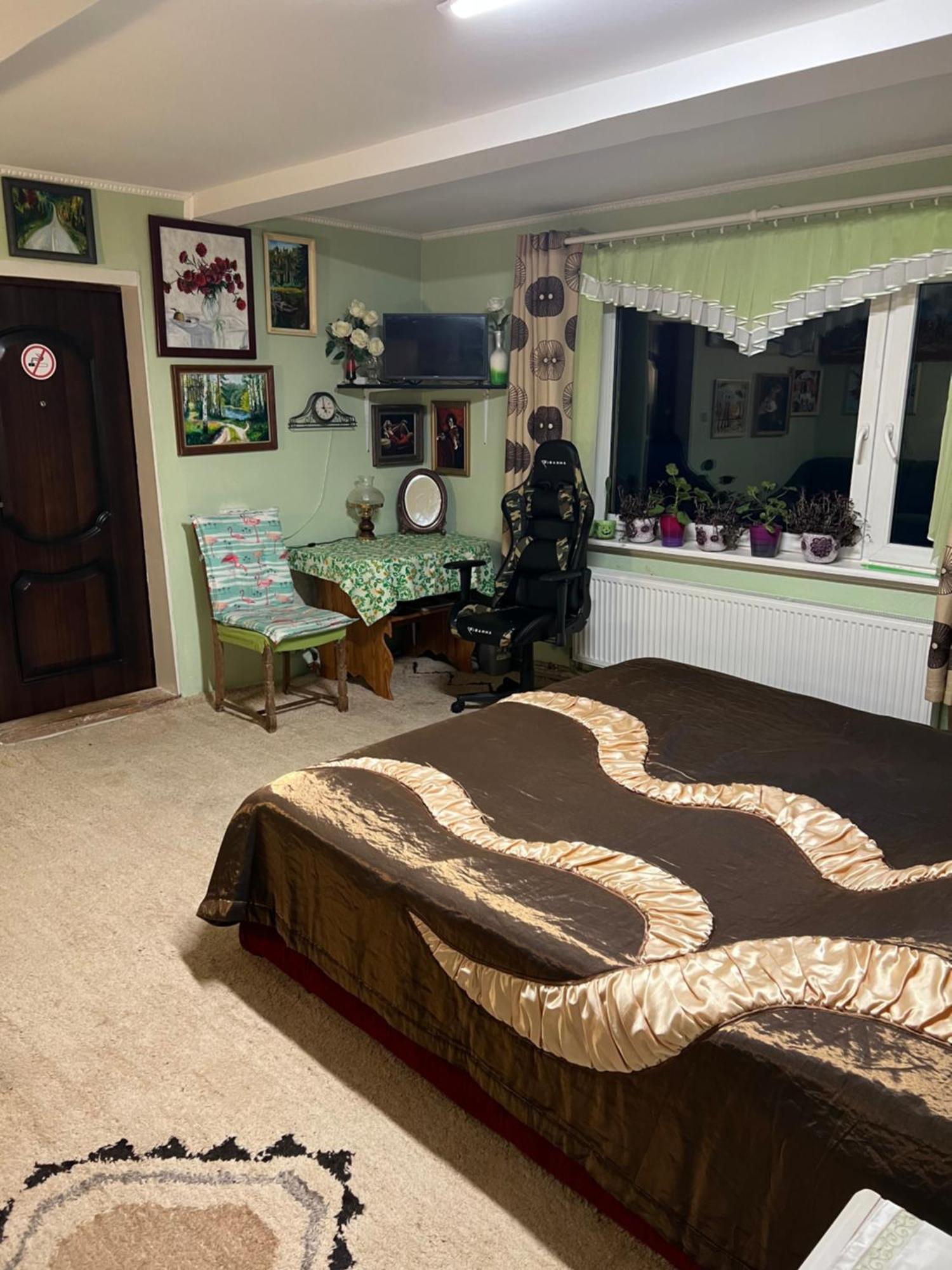 Piekalne Hotel Kalniesi Luaran gambar