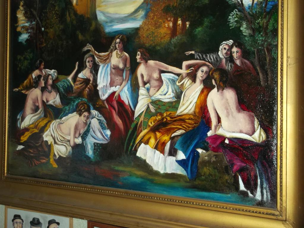 Piekalne Hotel Kalniesi Luaran gambar